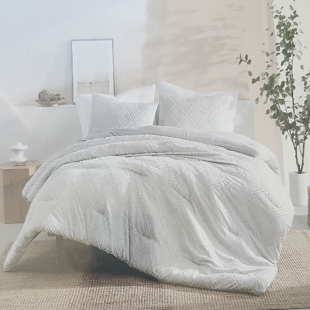 Light Gray 3 Piece Comforter Set